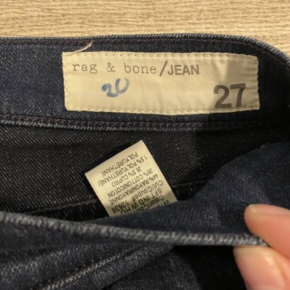 Rag & Bone Women’s Size 27 Distressed Skinny Jeans Denim Dark Blue Wash - Picture 3 of 10